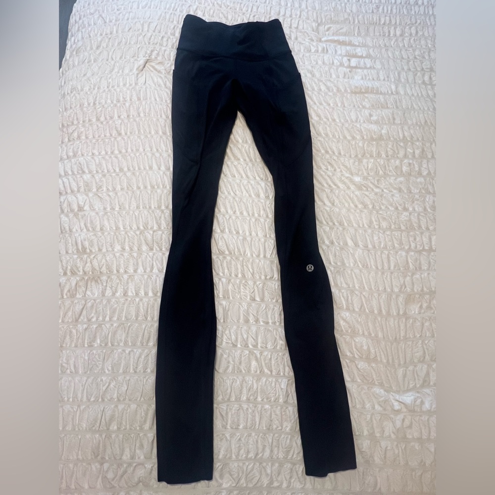 Lululemon leggings with pockets